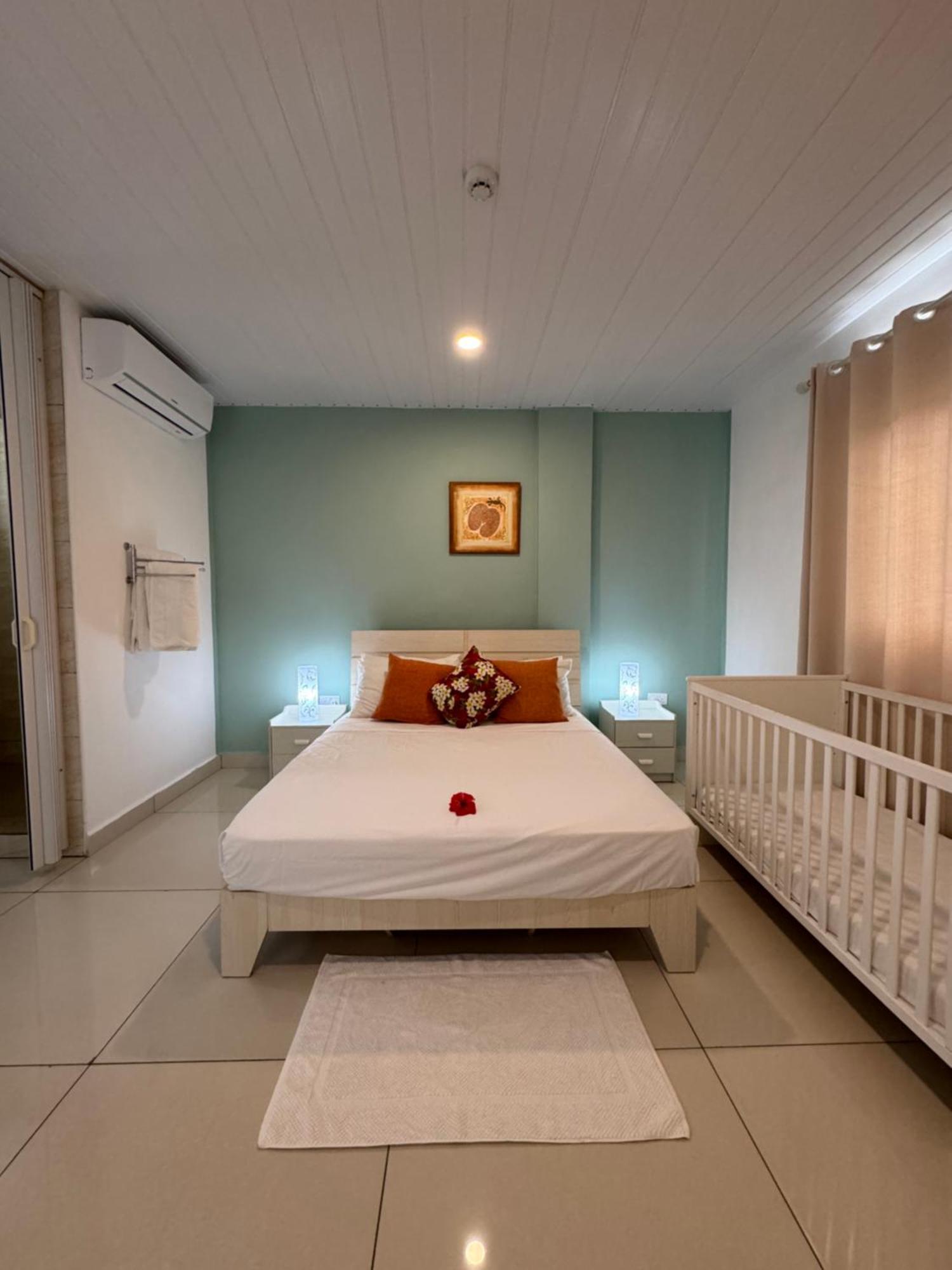 דירות ויקטוריה Creole Pearl Self-Catering מראה חיצוני תמונה