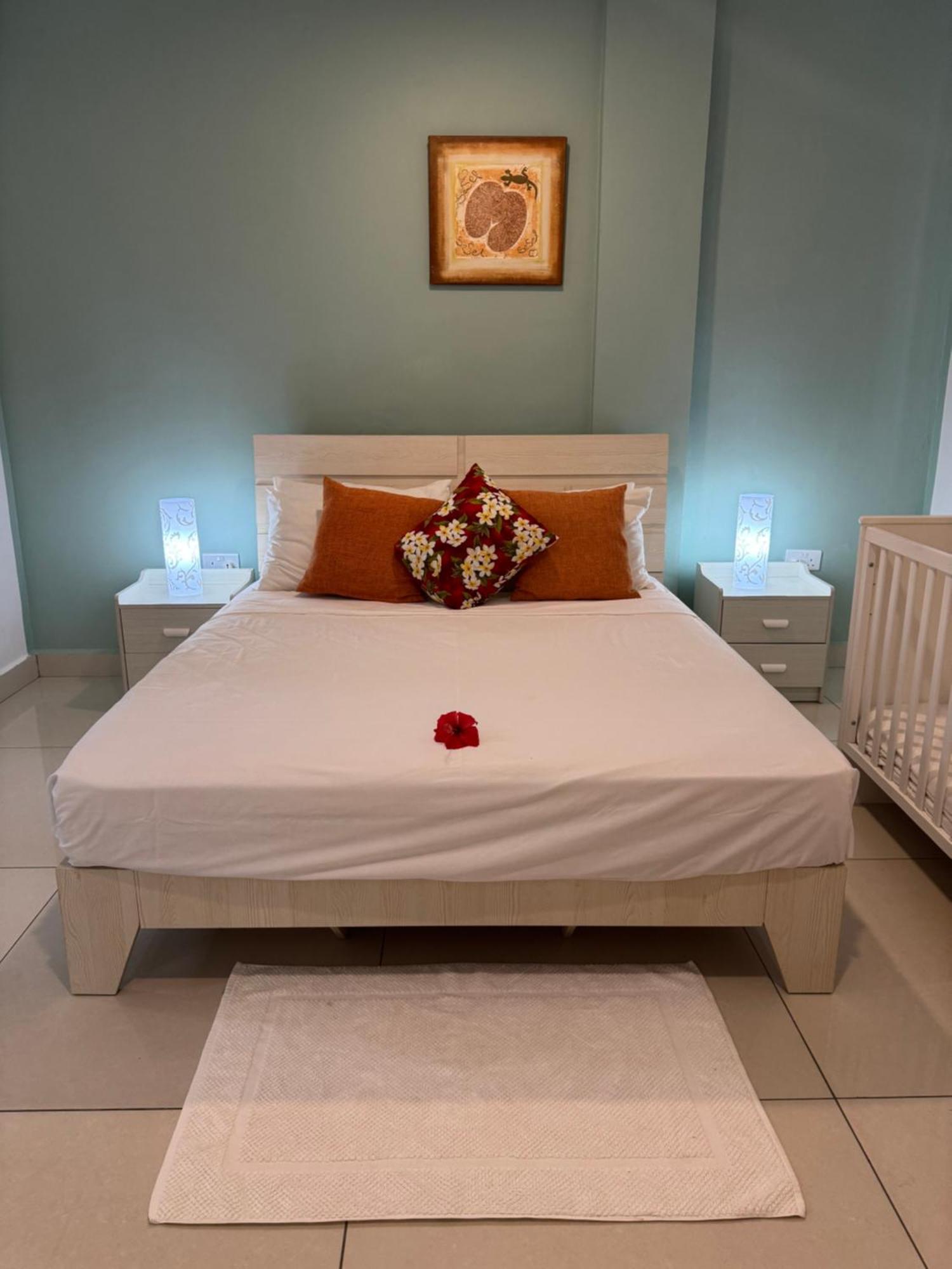 דירות ויקטוריה Creole Pearl Self-Catering מראה חיצוני תמונה