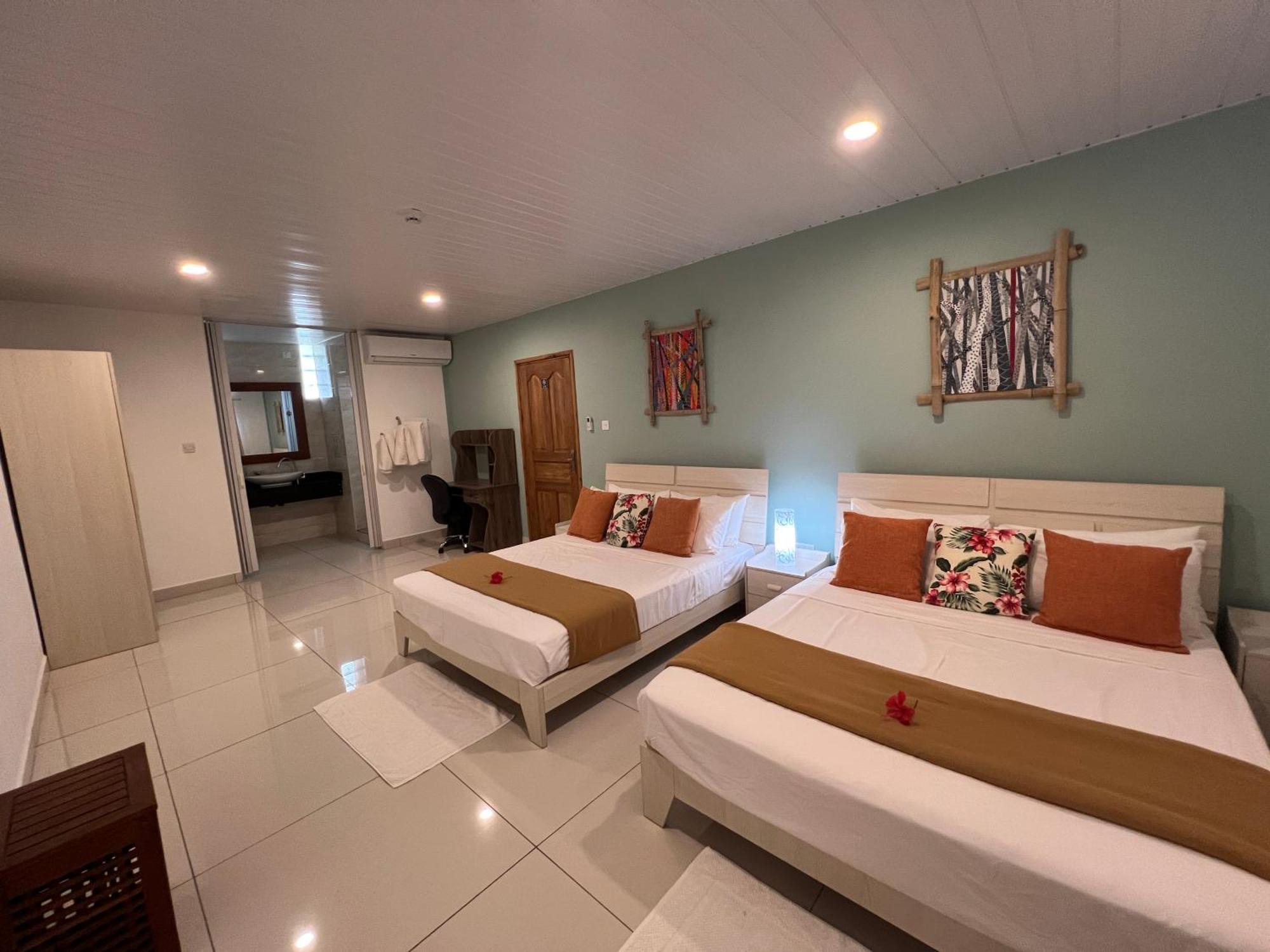 דירות ויקטוריה Creole Pearl Self-Catering מראה חיצוני תמונה